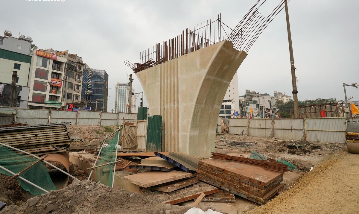 Lộ diện hai cầu vượt trên Vành đai 1 sau hơn 3 tháng thi công