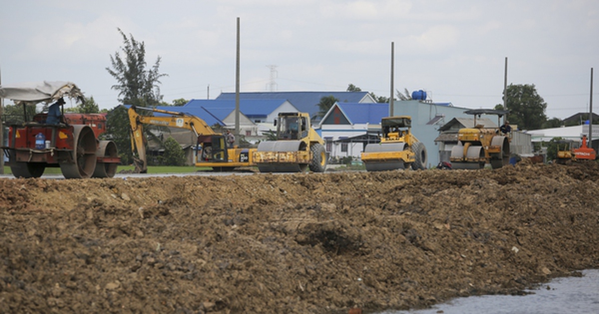 Tây Ninh dự trữ nguồn đất, đá, cát phục vụ đường Vành đai 4 và cao tốc TPHCM - Mộc Bài