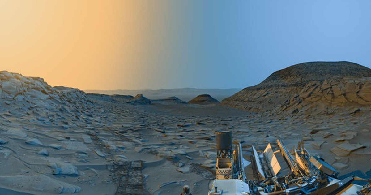 Robot NASA lạc vào "hồ nước sự sống" ngoài hành tinh