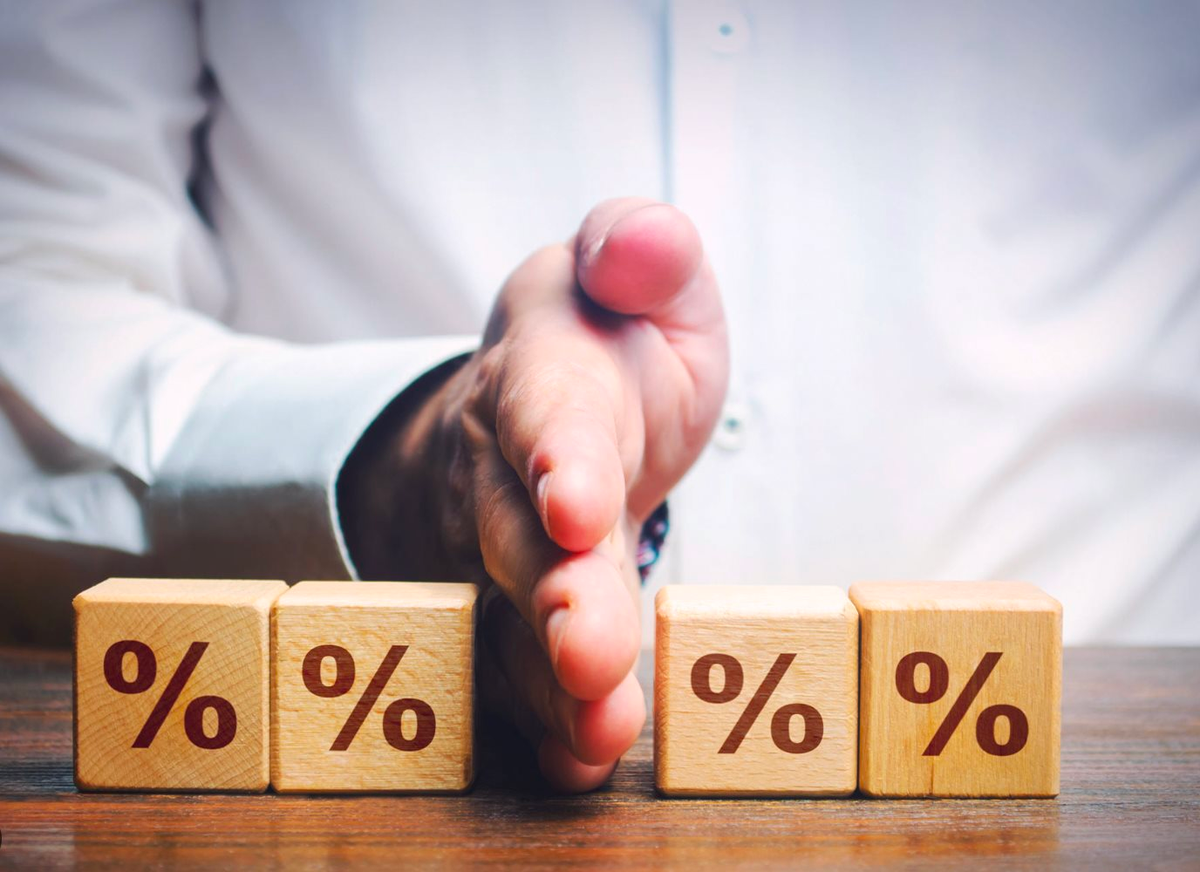 Cuộc họp chính sách đến gần, Fed cùng ngân hàng trung ương của các nước G7 sẽ điều chỉnh lãi suất thế nào trước cú sốc từ Iran?