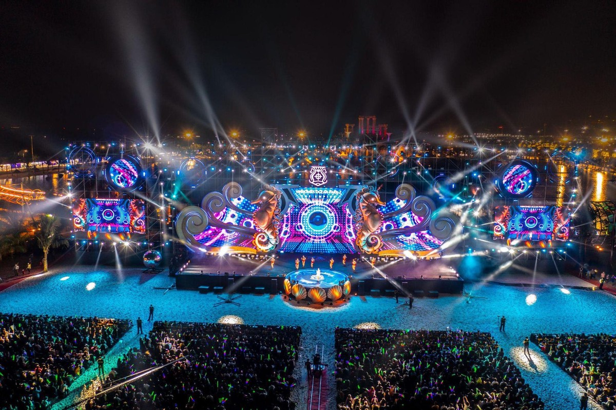 Việt Nam sắp có siêu sân khấu ngoài trời lớn nhất lịch sử, vượt xa sân Mỹ Đình, quy mô lên đến 60.000 chỗ tại siêu đô thị ESG++ đầu tiên trên thế giới