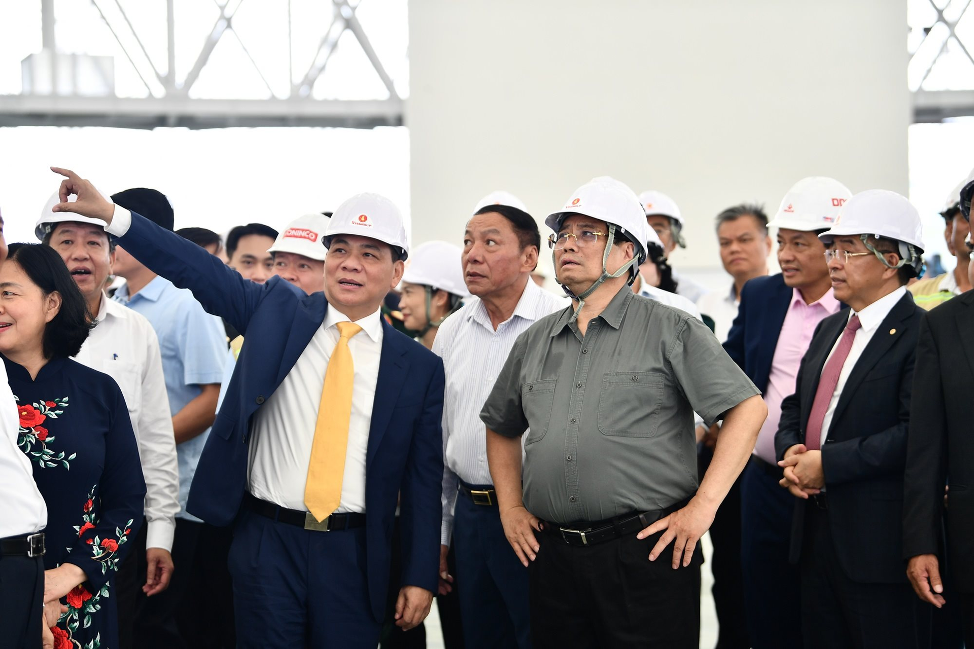 Nước ngoài mất 3-4 năm còn Vingroup chỉ 10 tháng là xong, Phó Chủ tịch Tập đoàn chia sẻ về một kỷ lục chưa từng có trong lịch sử - Ảnh 1