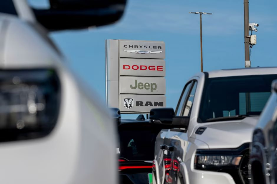 Hãng xe hơi 100 năm tuổi biểu tượng của Mỹ giờ chỉ bán đúng một chiếc xe, gặm nhấm khoản lỗ 25 tỷ USD - Ảnh 1