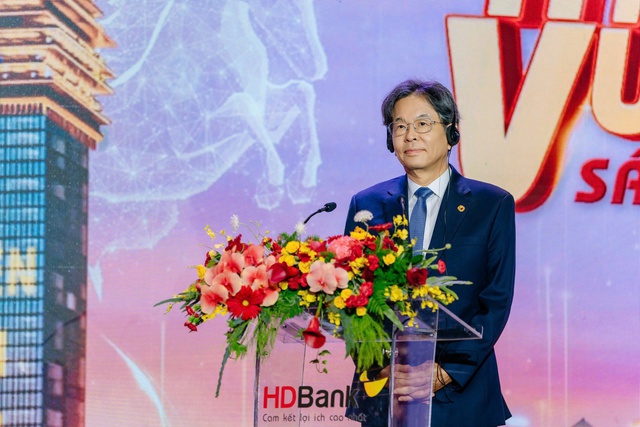 ĐHCĐ HDBank: Bước vào chu kỳ tăng trưởng mới, kế hoạch lợi nhuận năm 2026 tăng trên 40% - Ảnh 3
