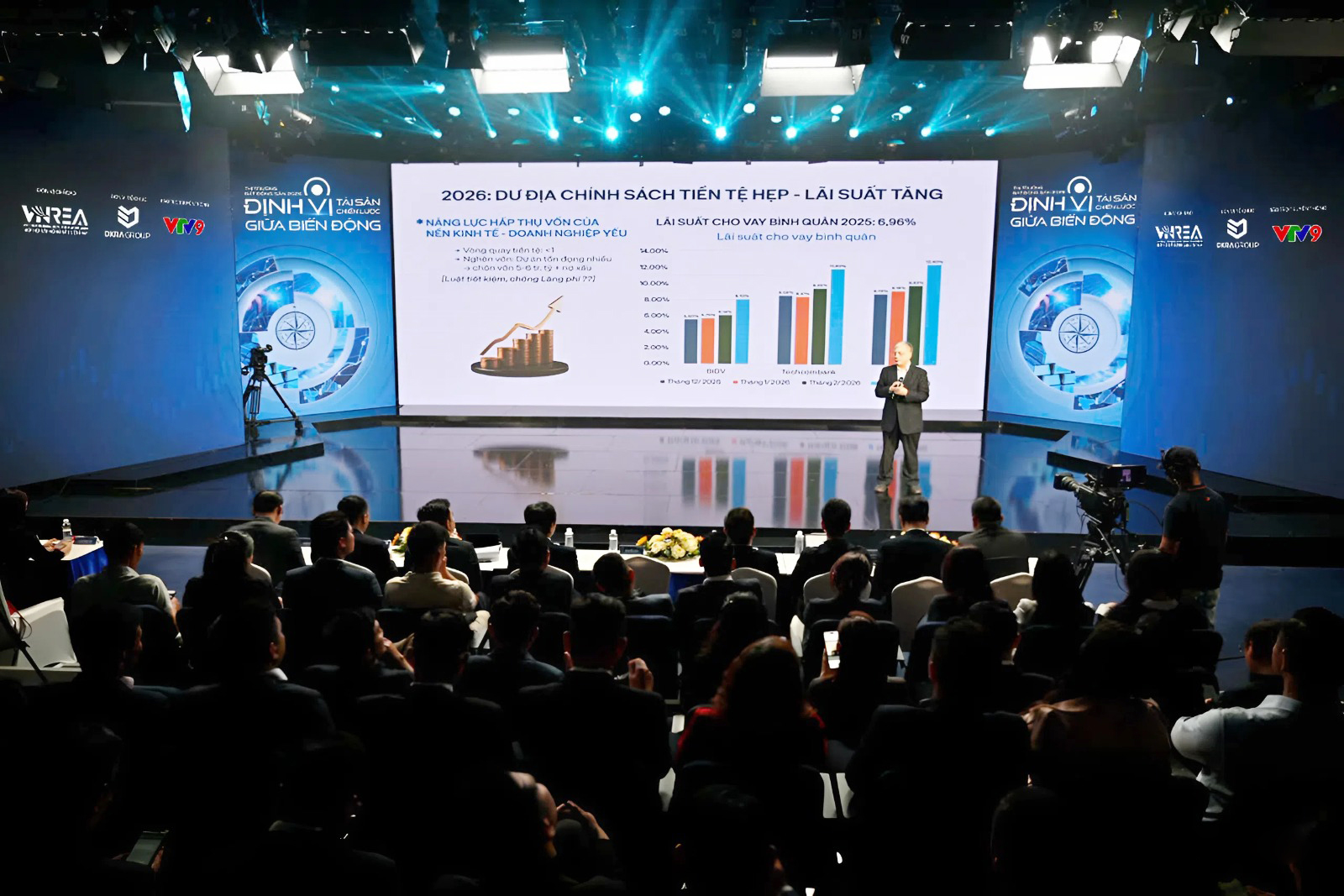 Dòng tiền lớn “vẽ lại bản đồ”, nhà đầu tư bất động sản buộc thay đổi cuộc chơi - Ảnh 1