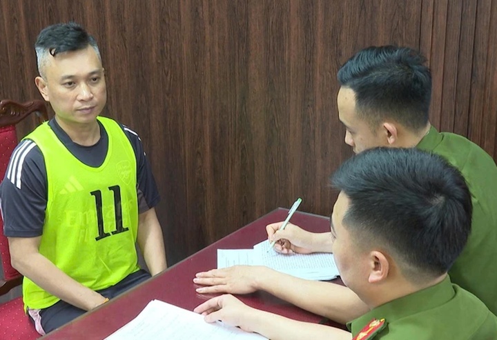 Trường gà 1.200 tỷ: Hé lộ đường dây vận hành tinh vi, kéo con bạc Việt sang Lào - Ảnh 2