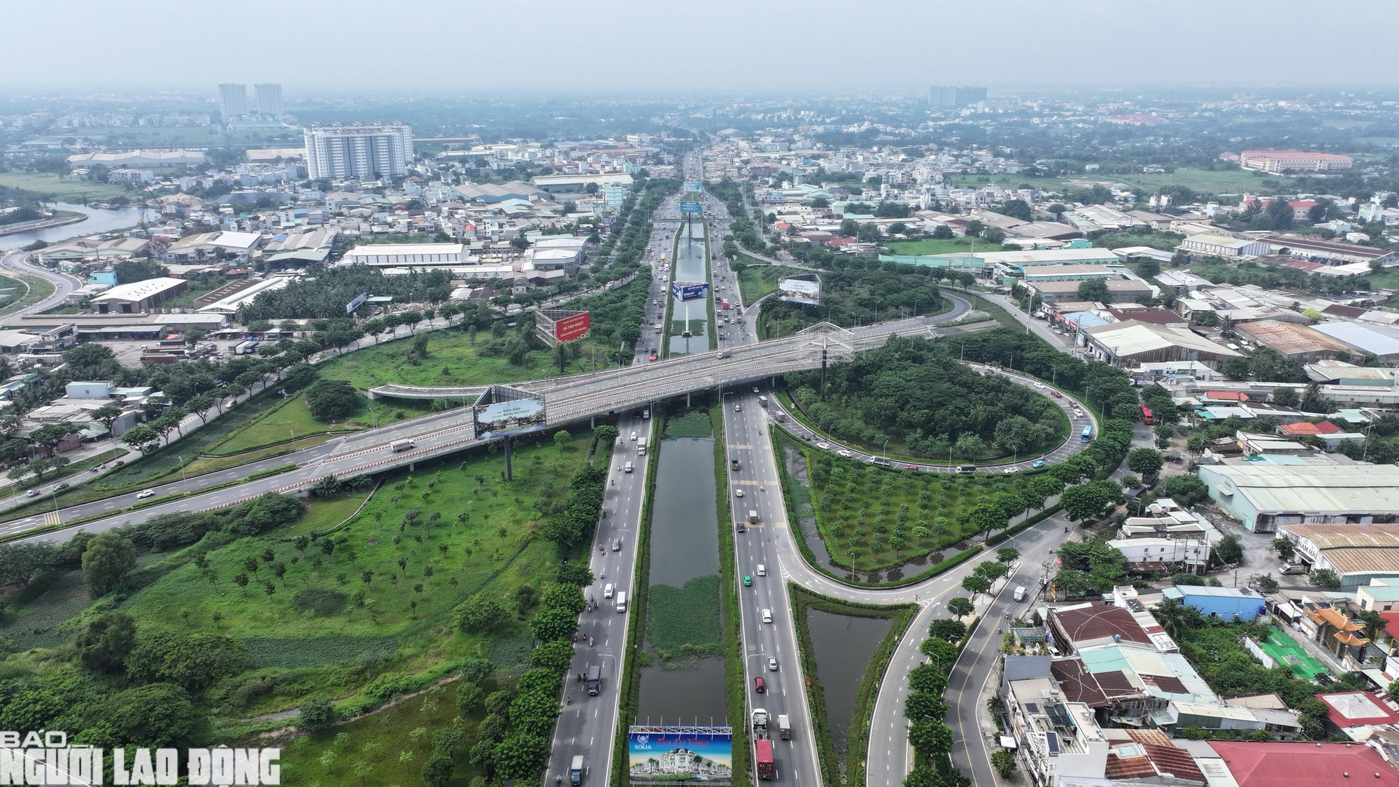 Cận cảnh tuyến đường gần 19.400 tỉ đồng nối TPHCM với Tây Ninh - Ảnh 1