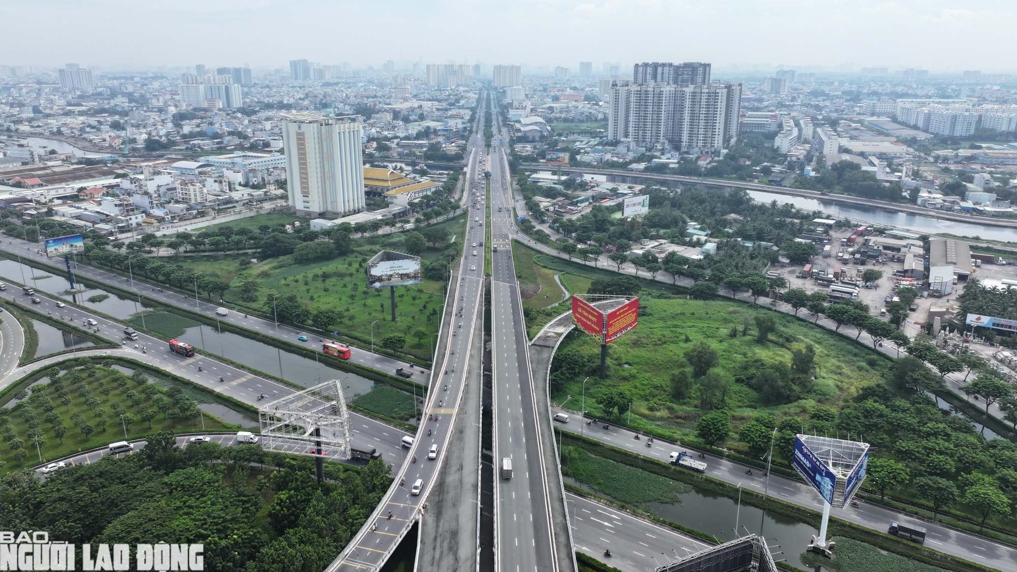 Cận cảnh tuyến đường gần 19.400 tỉ đồng nối TPHCM với Tây Ninh - Ảnh 8