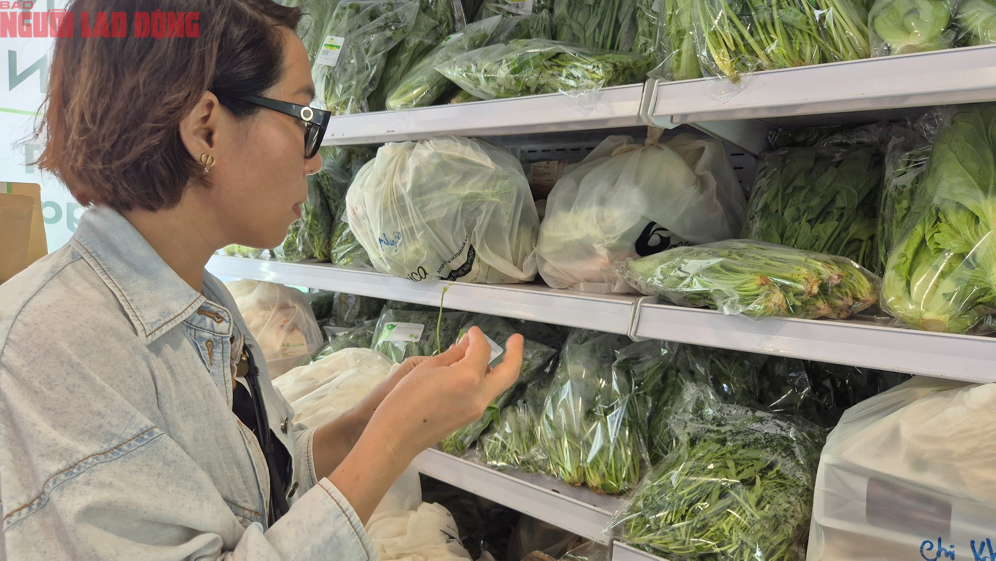 Bất ngờ về loại rau 350.000 đồng/kg vẫn được người ở TP.HCM xem là “rẻ” - Ảnh 3