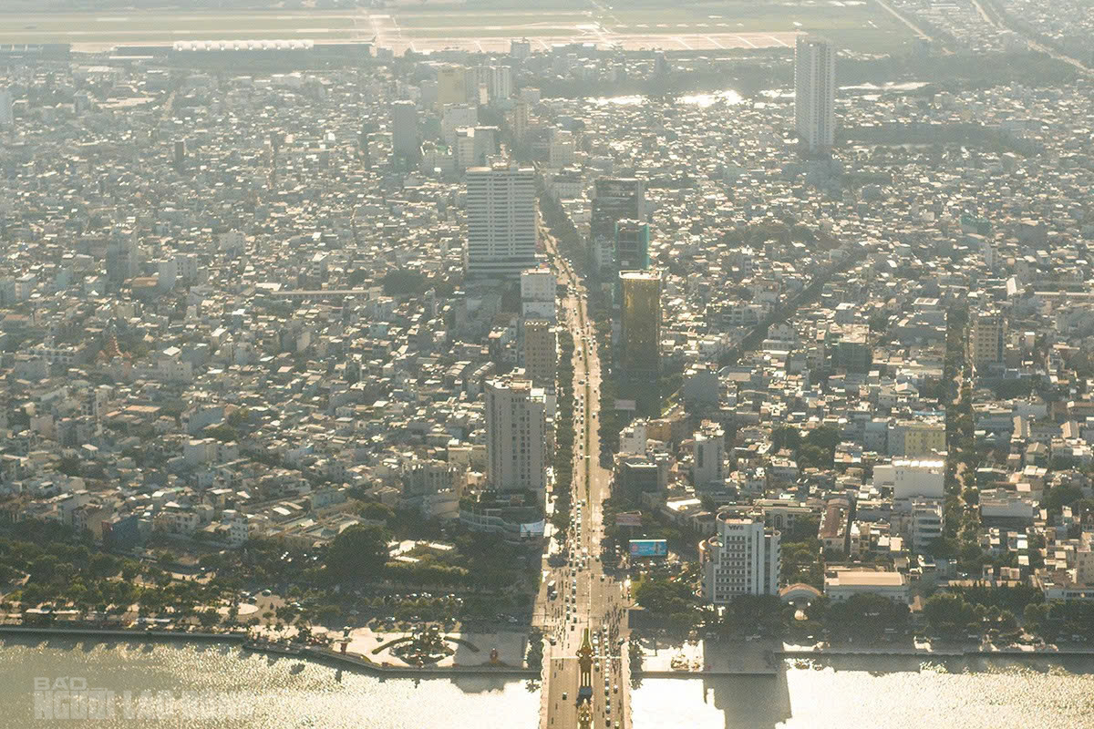 Một doanh nghiệp tài trợ 100% kinh phí sửa chữa tuyến đường cửa ngõ sân bay Đà Nẵng - Ảnh 1