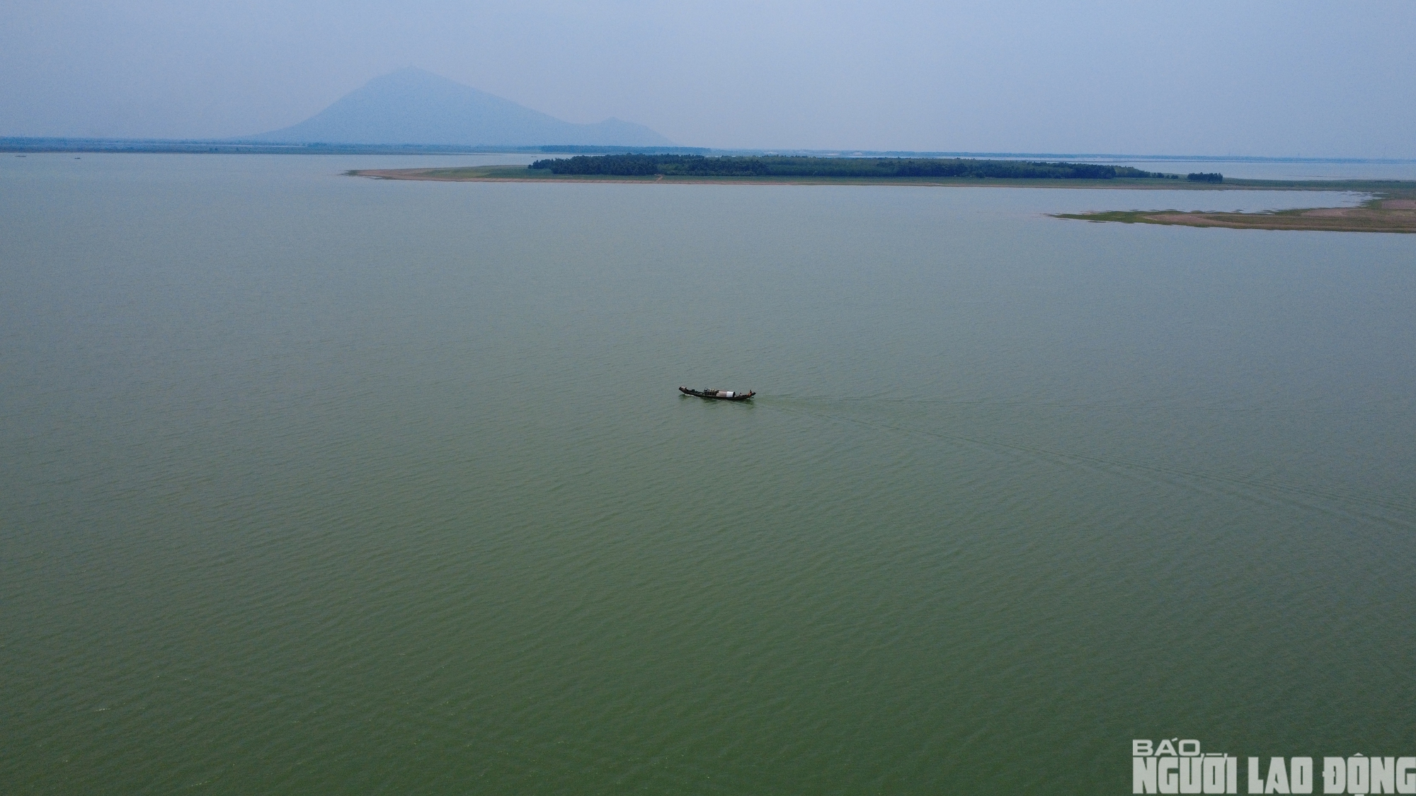 Hình ảnh một ngày ở "khu dân cư đặc biệt" tại Tây Ninh - Ảnh 13