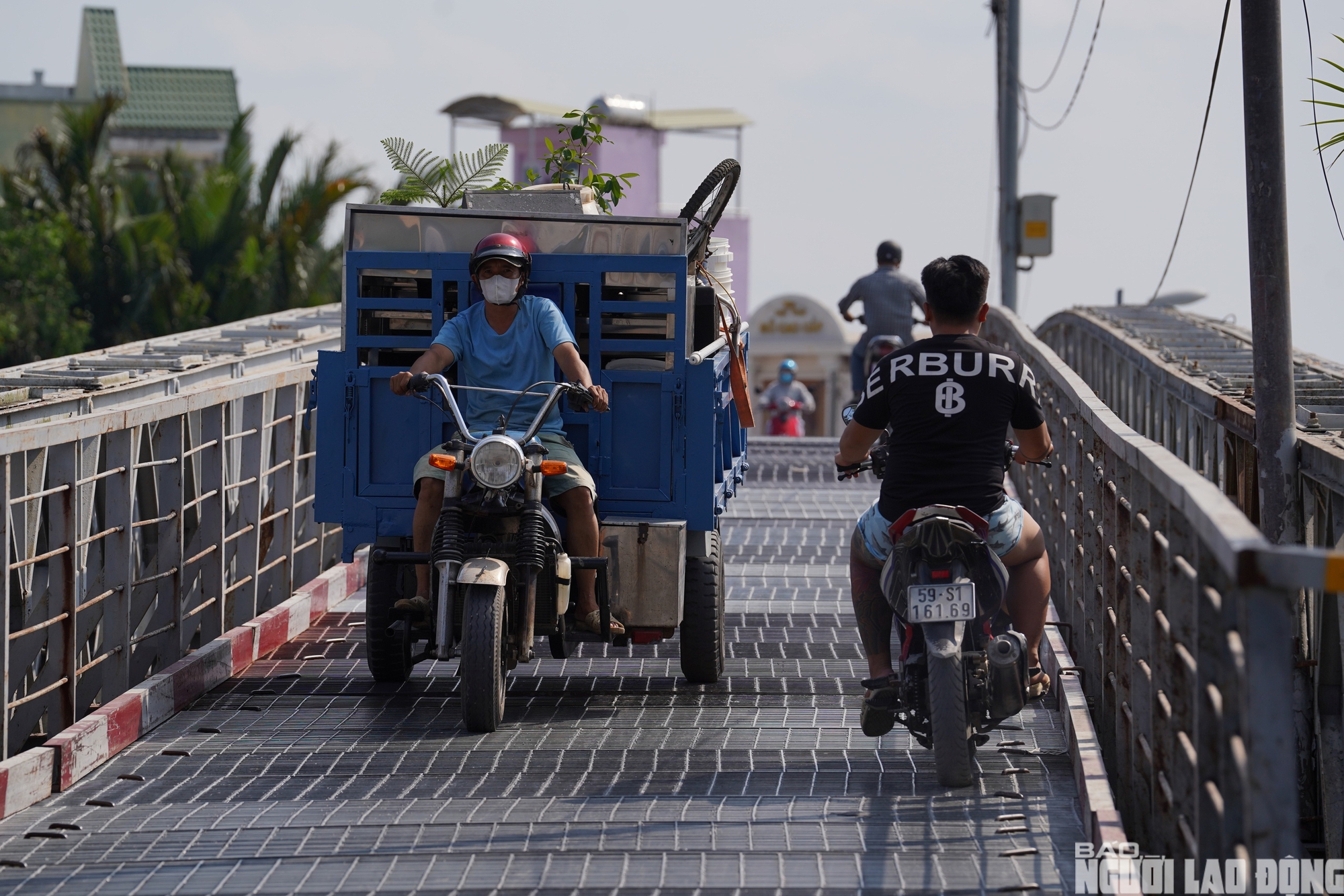 Cầu sắt cũ kết nối TPHCM - Tây Ninh rung lắc sau hơn nửa thế kỷ sử dụng - Ảnh 2