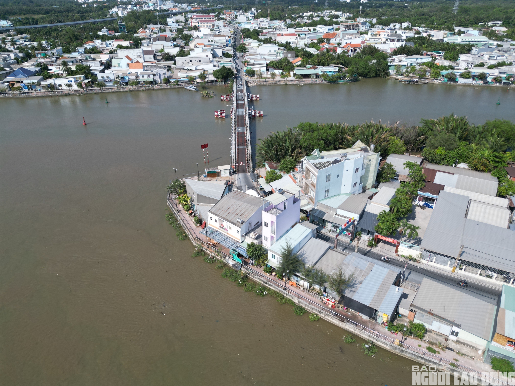 Cầu sắt cũ kết nối TPHCM - Tây Ninh rung lắc sau hơn nửa thế kỷ sử dụng - Ảnh 3