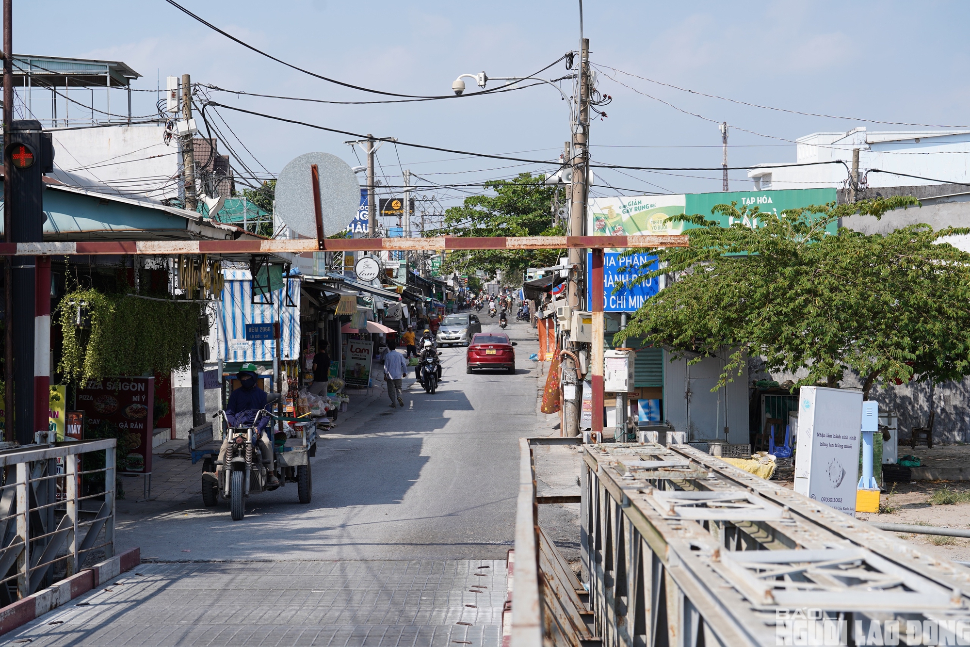 Cầu sắt cũ kết nối TPHCM - Tây Ninh rung lắc sau hơn nửa thế kỷ sử dụng - Ảnh 10