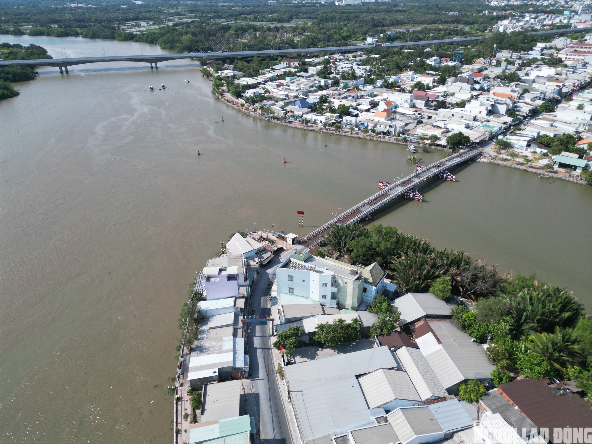 Cầu sắt cũ kết nối TPHCM - Tây Ninh rung lắc sau hơn nửa thế kỷ sử dụng - Ảnh 11