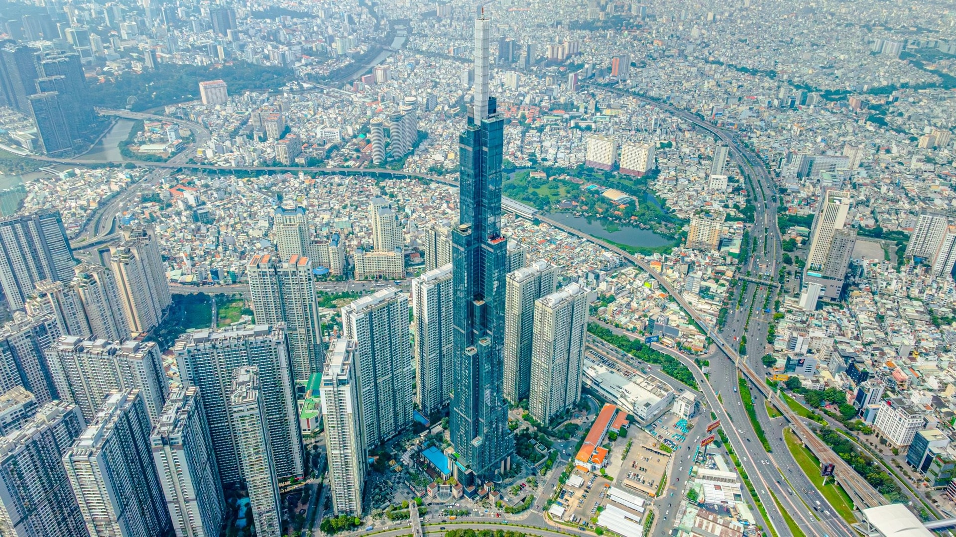 Giám đốc CBRE Việt Nam: Thời "hưng phấn" qua rồi, thị trường BĐS TP.HCM bước vào sàng lọc, người mua nói không với đòn bẩy tài chính quá đà - Ảnh 1