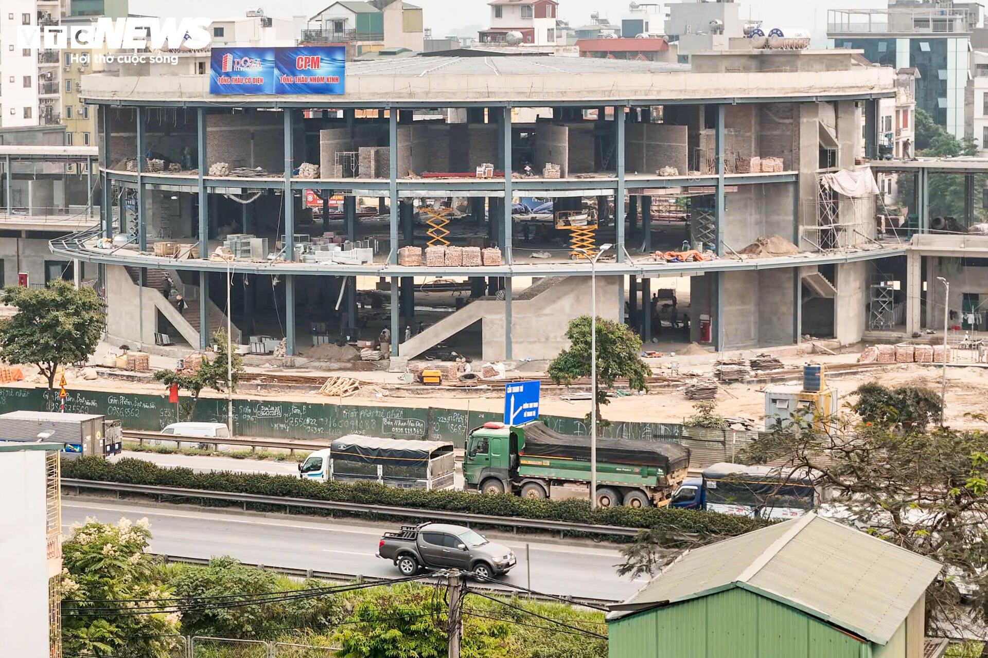 Mục sở thị bến xe có thiết kế độc đáo ở cửa ngõ Hà Nội - Ảnh 4