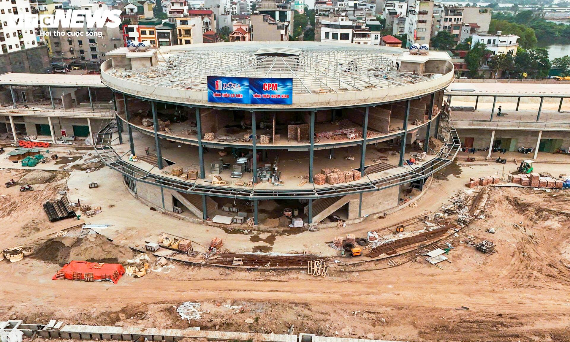 Mục sở thị bến xe có thiết kế độc đáo ở cửa ngõ Hà Nội - Ảnh 5