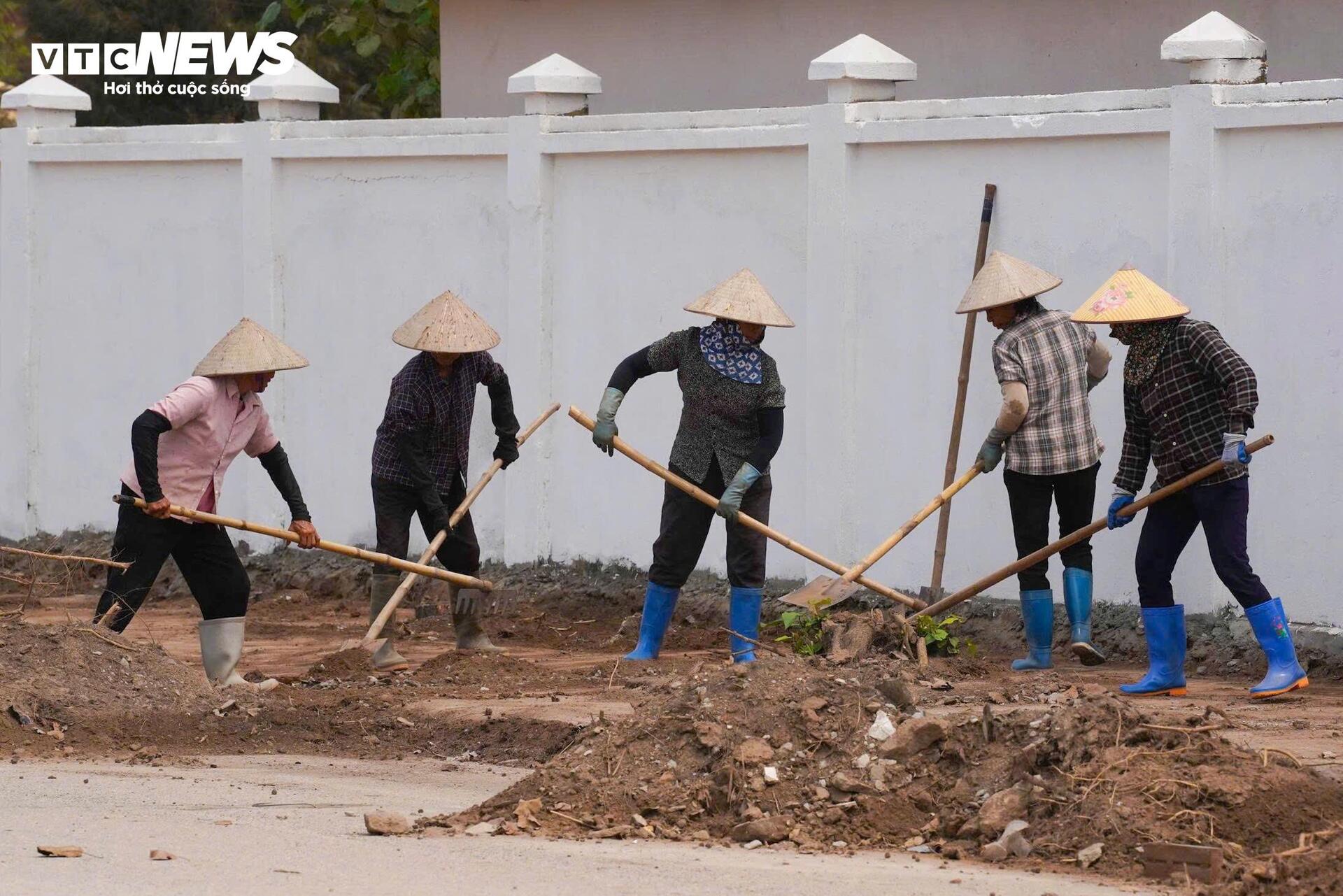 Bãi biển Ninh Bình 'hồi sinh' sau dự án 500 tỷ, đón những du khách đầu tiên - Ảnh 5