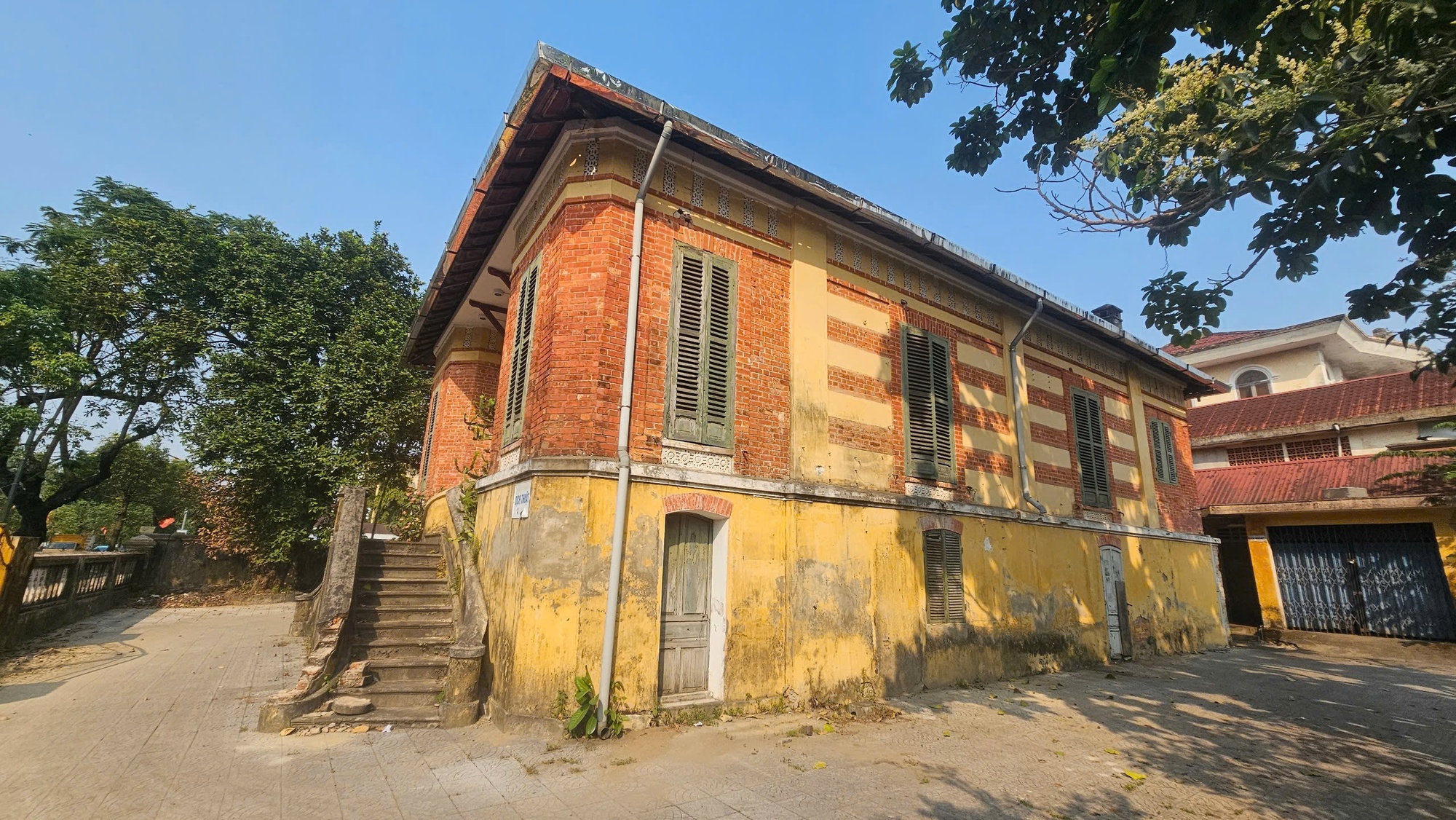 Khi "thần đèn" bó tay, số phận biệt thự cổ 26 Lê Lợi Huế sẽ ra sao? - Ảnh 1