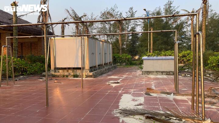 Dân ven biển Quảng Trị tiếc nuối nhìn dự án bãi tắm gần 260 tỷ 'đắp chiếu' - Ảnh 4