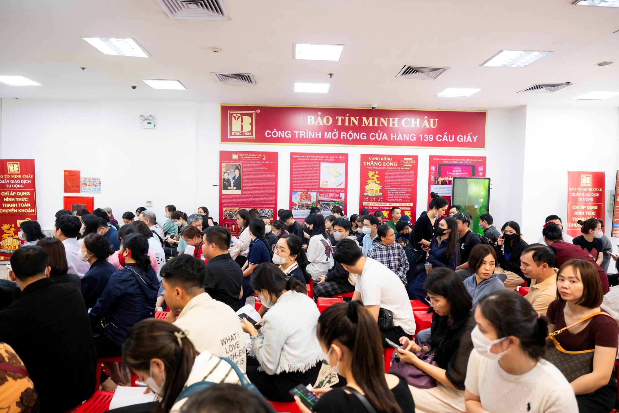 Cập nhật: Công an Hà Nội họp báo thông tin vụ án Bảo Tín Minh Châu - Ảnh 2