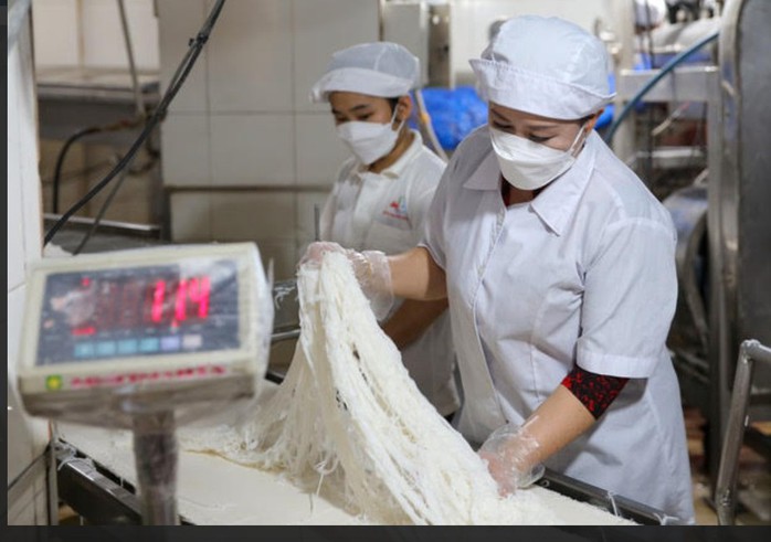 Bất ngờ gửi đơn “kêu cứu” đến Chủ tịch UBND TPHCM, bà chủ thương hiệu bún tươi nổi tiếng nói gì? - Ảnh 1