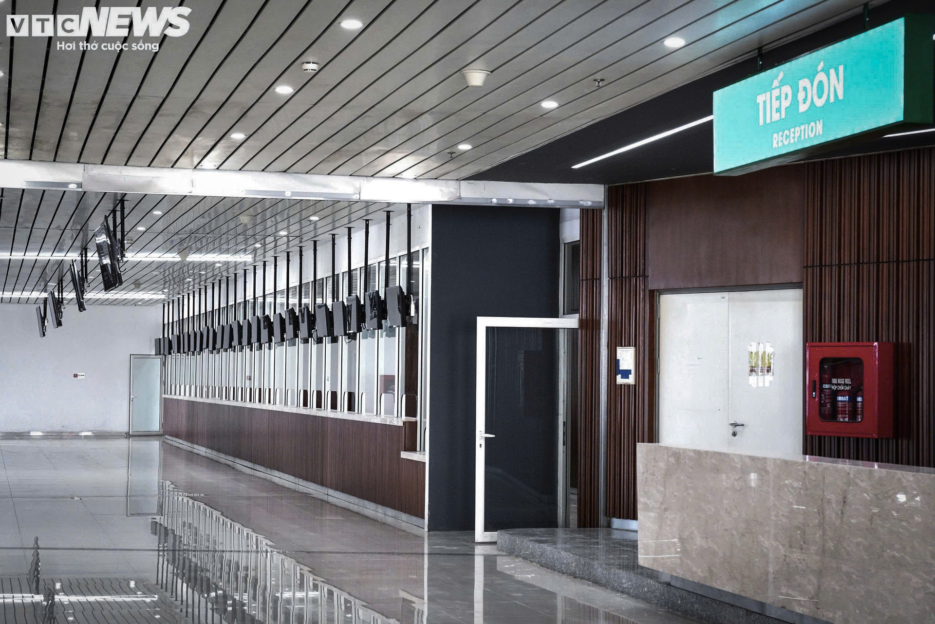 'Cửa đóng then cài' tại BV Bạch Mai và Việt Đức cơ sở 2 sau 4 tháng khánh thành - Ảnh 11