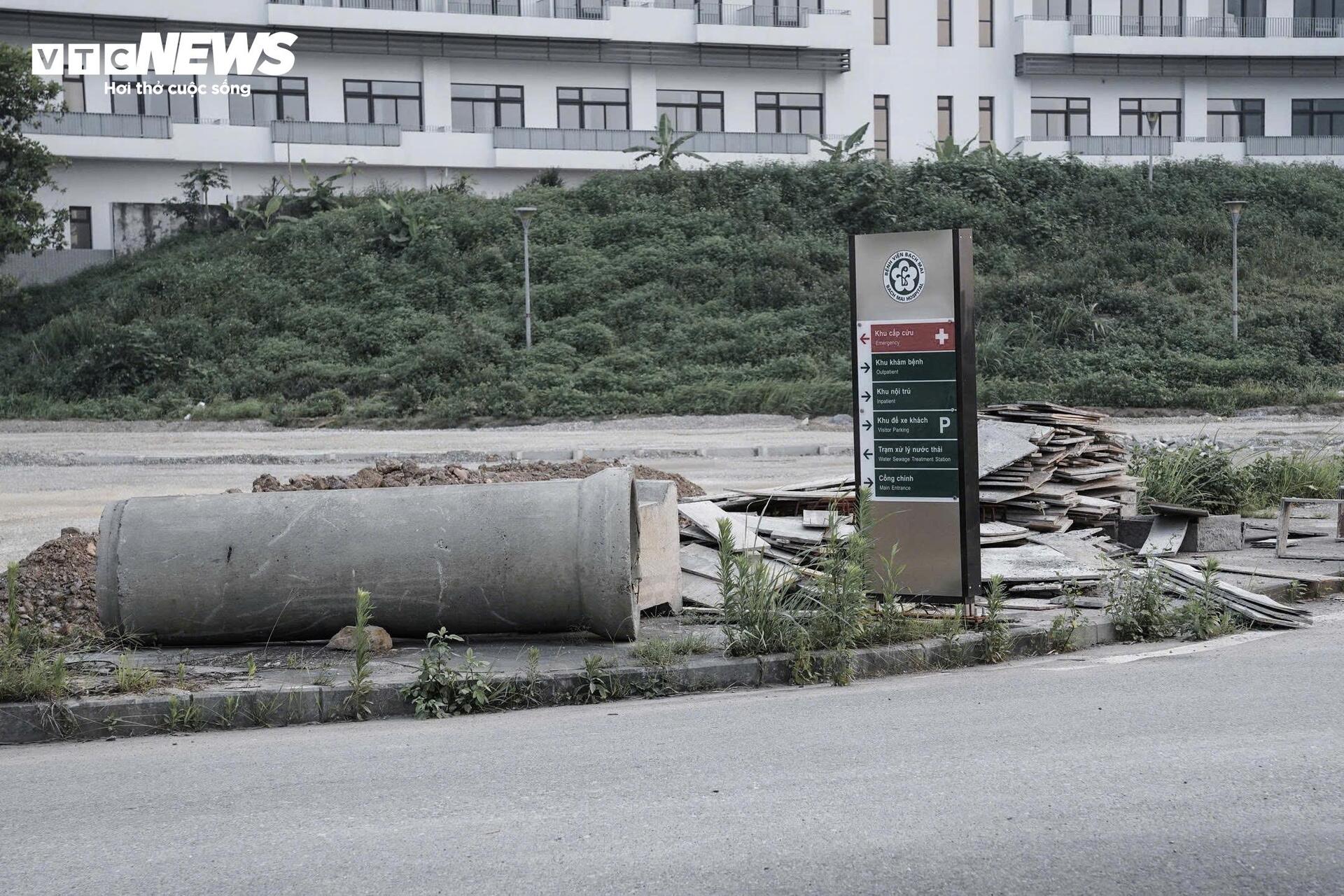 'Cửa đóng then cài' tại BV Bạch Mai và Việt Đức cơ sở 2 sau 4 tháng khánh thành - Ảnh 6