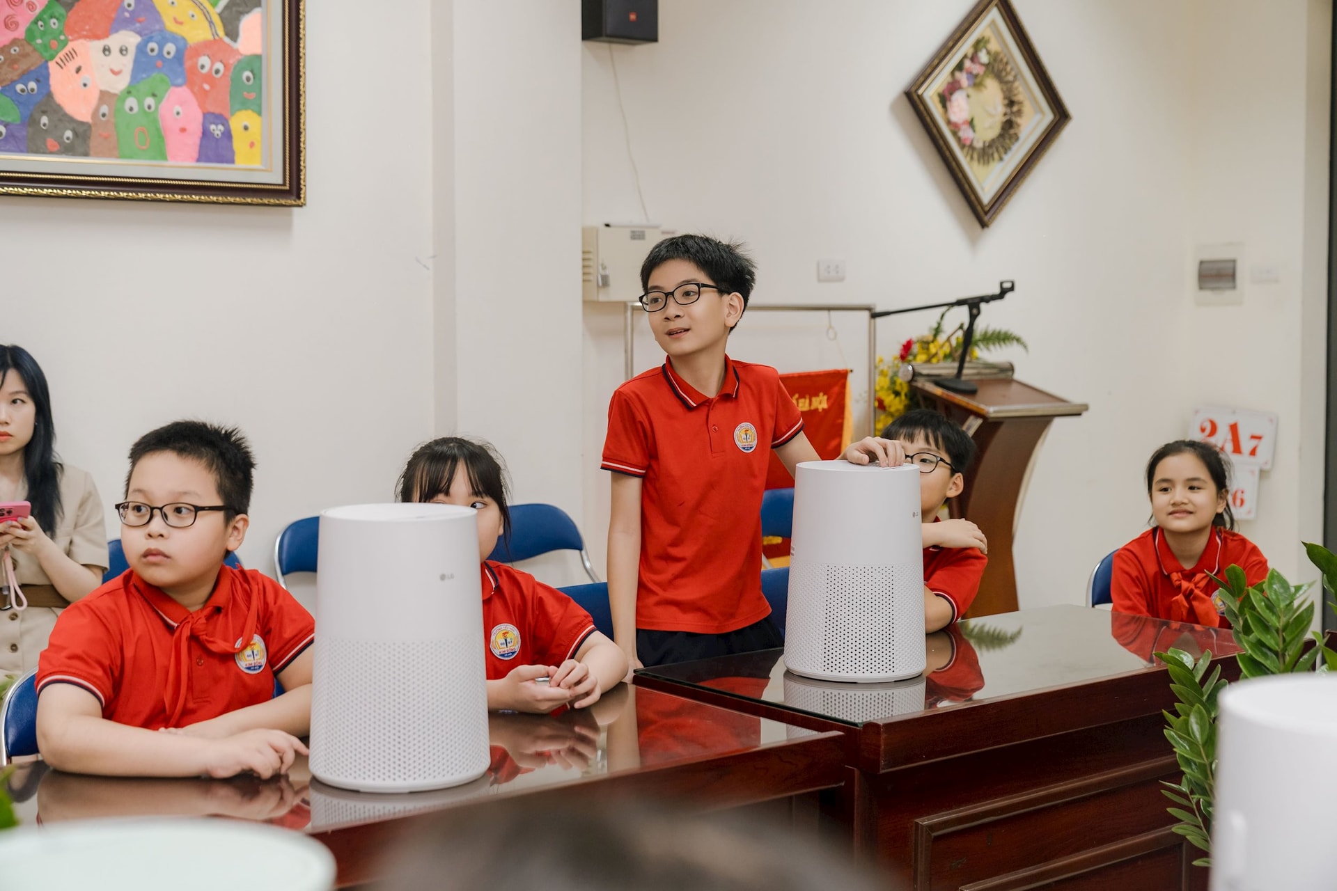 Nỗ lực cải thiện chất lượng môi trường học tập cho thế hệ tương lai - Ảnh 1