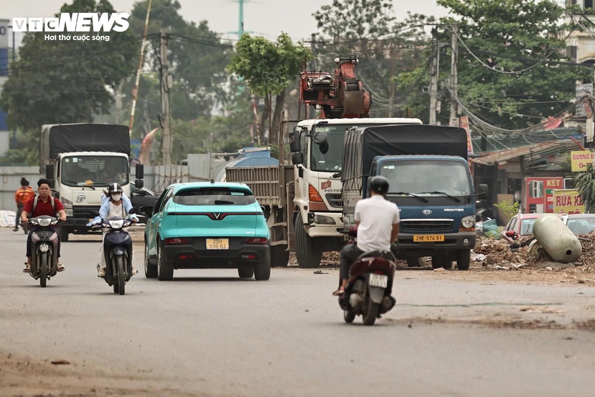 Cận cảnh tuyến đường 70 dài 5km ở Hà Nội được yêu cầu hoàn thành năm 2026 - Ảnh 12
