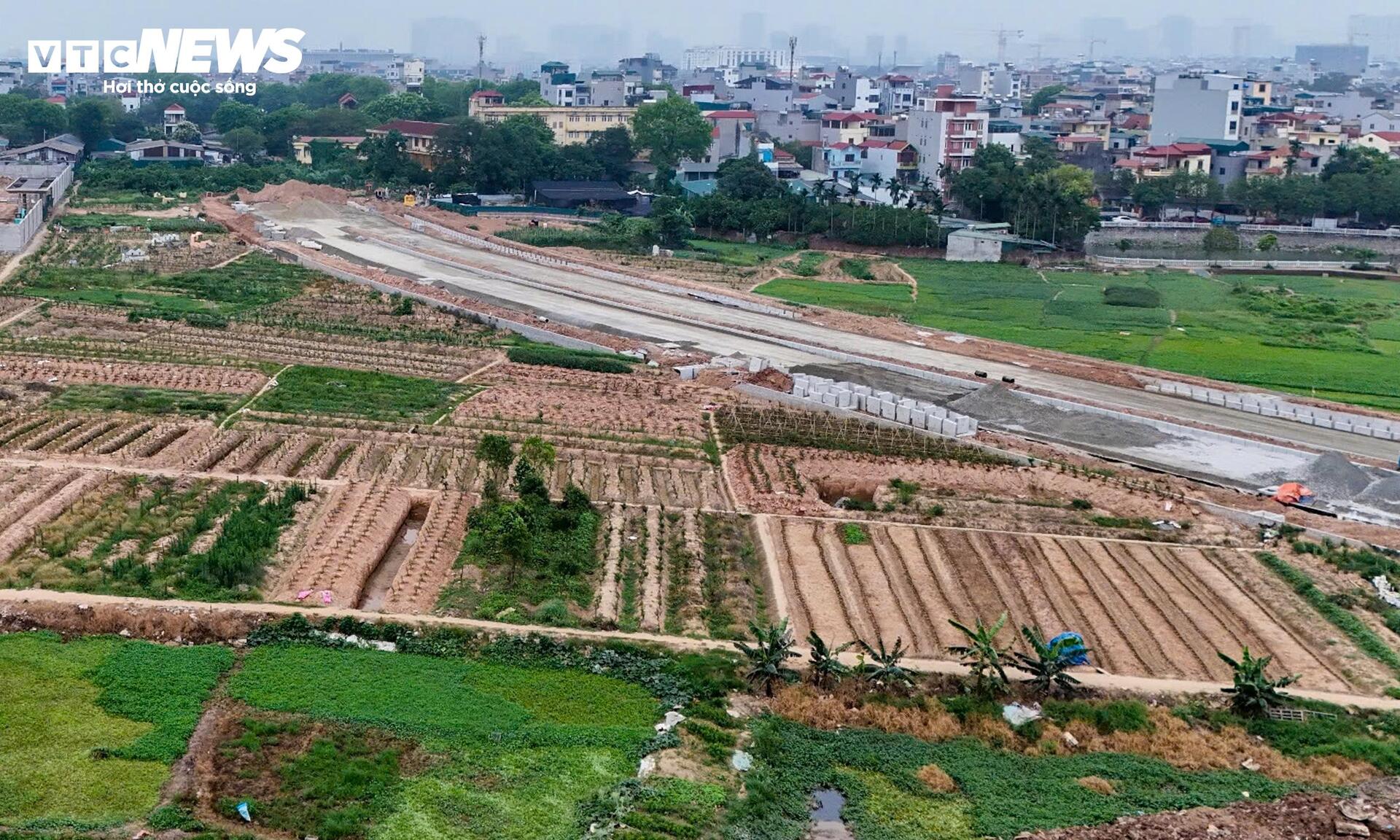 Cận cảnh tuyến đường 70 dài 5km ở Hà Nội được yêu cầu hoàn thành năm 2026 - Ảnh 14
