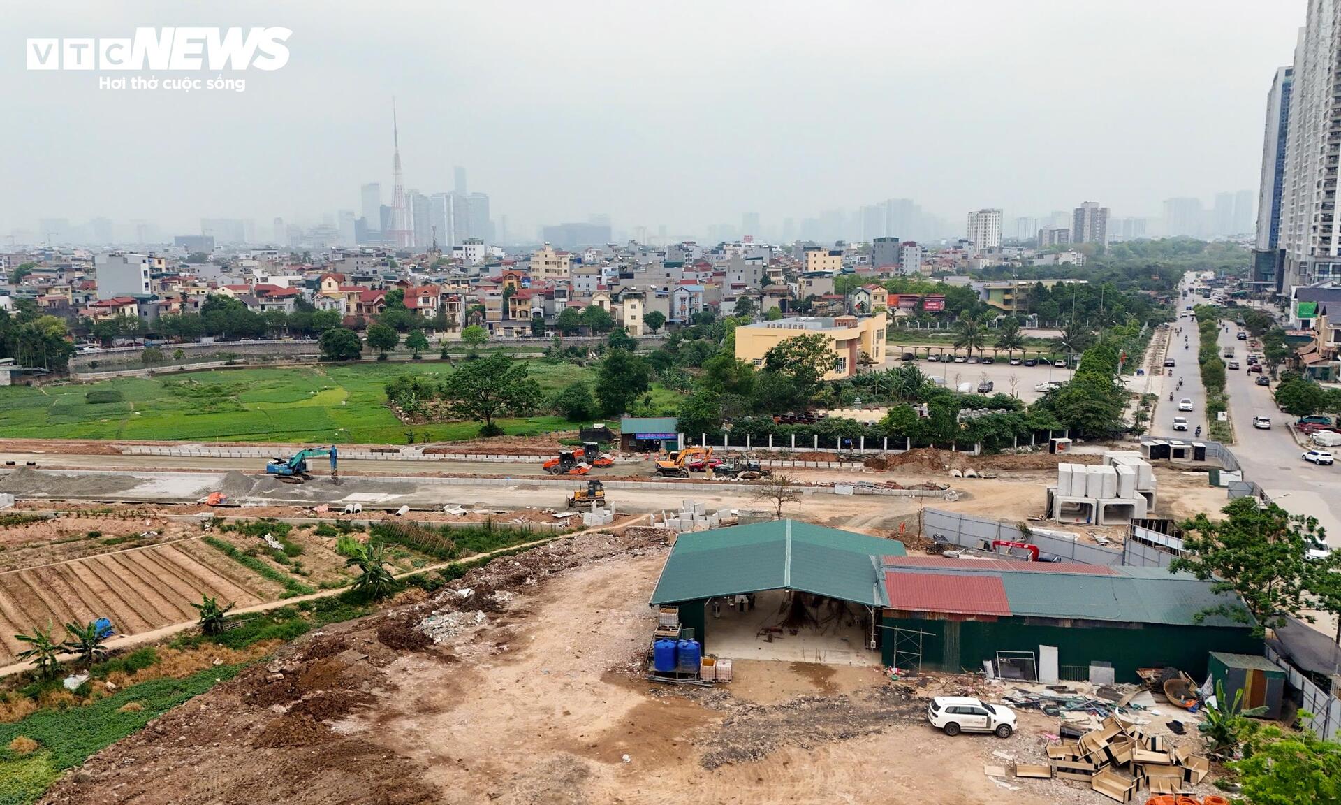 Cận cảnh tuyến đường 70 dài 5km ở Hà Nội được yêu cầu hoàn thành năm 2026 - Ảnh 15