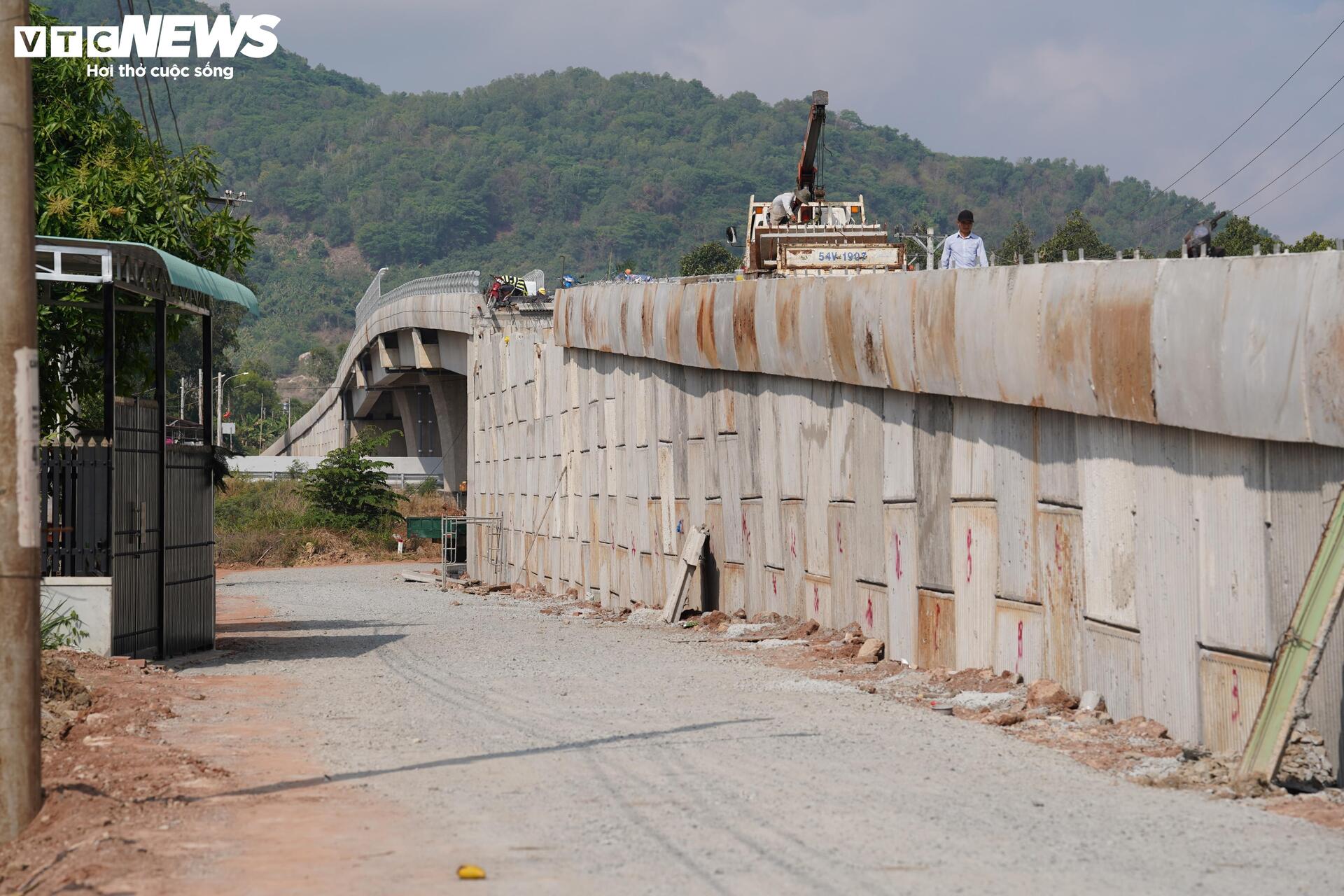 'Nút thắt' khiến cao tốc Biên Hòa - Vũng Tàu lùi thời điểm thông xe - Ảnh 12