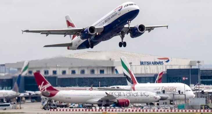 Hàng trăm chuyến bay sắp bị hủy, 14 triệu lao động rủi ro mất việc làm: Chuyện gì đang xảy ra với ngành hàng không châu Âu? - Ảnh 1