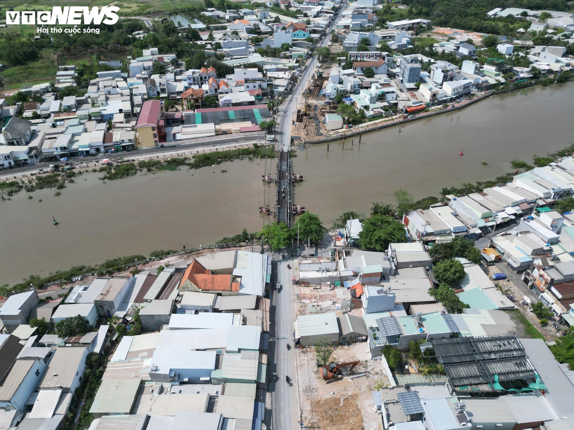 Hiện trạng dự án cầu 500 tỷ ở TP.HCM sau gần 1 năm khởi công - Ảnh 11