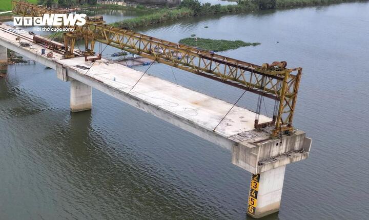 'Năm lần bảy lượt' được gia hạn, cầu 220 tỷ ở Đà Nẵng vẫn dang dở - Ảnh 7