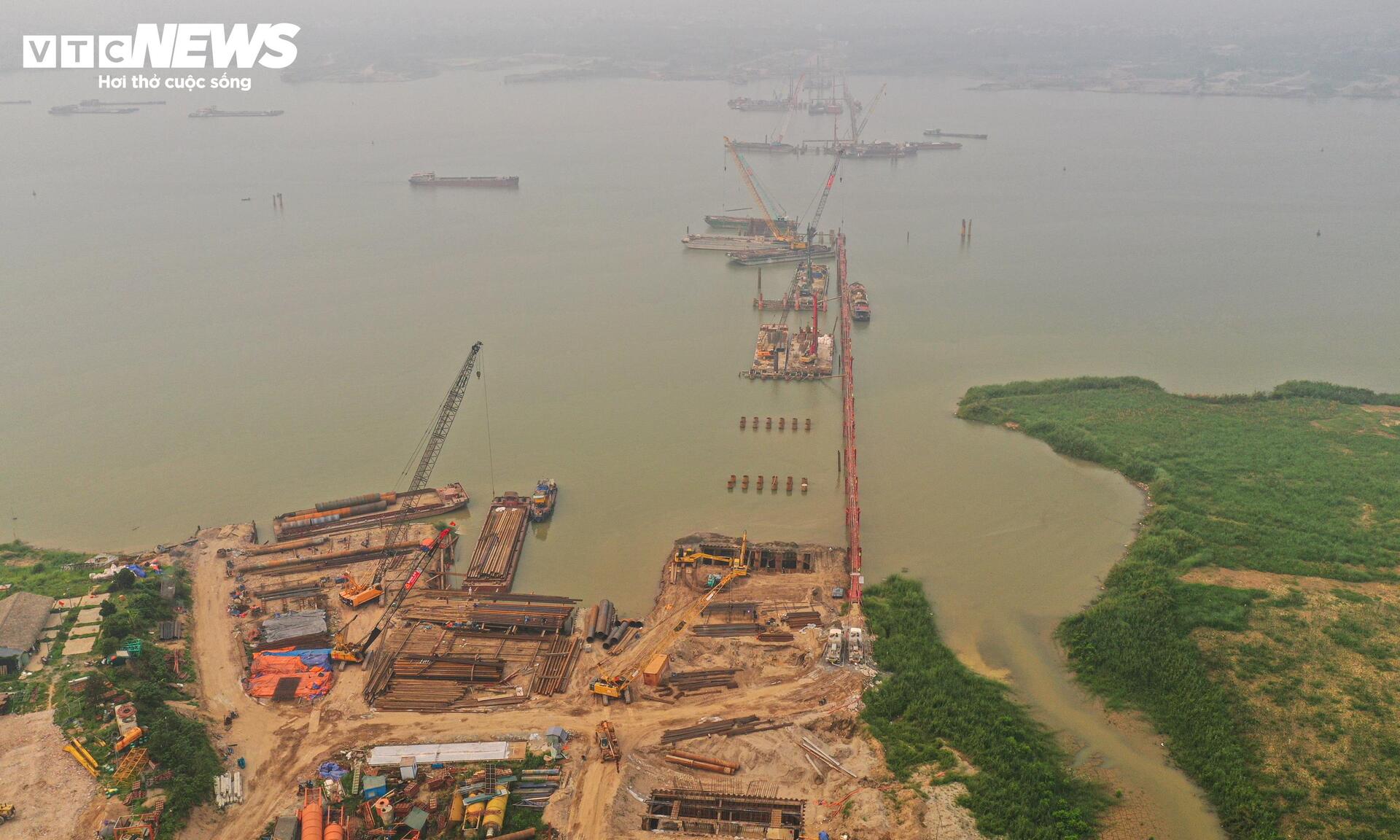 Cận cảnh công trường cầu Thượng Cát 8 làn xe vượt sông Hồng - Ảnh 13