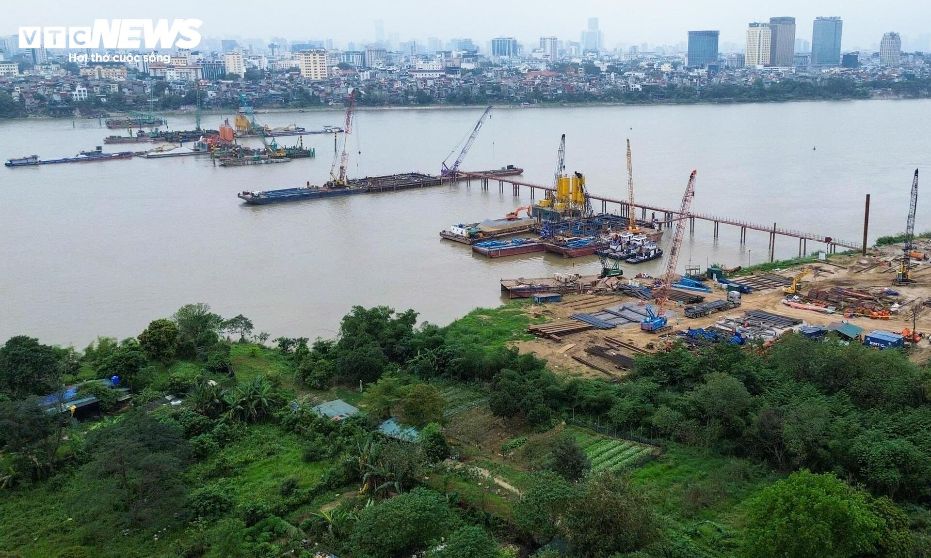 Bên trong đại công trường cầu Trần Hưng Đạo gần 16 nghìn tỷ đồng ở Hà Nội - Ảnh 10
