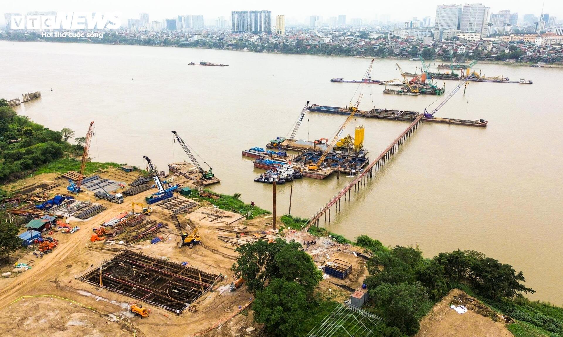 Bên trong đại công trường cầu Trần Hưng Đạo gần 16 nghìn tỷ đồng ở Hà Nội - Ảnh 1
