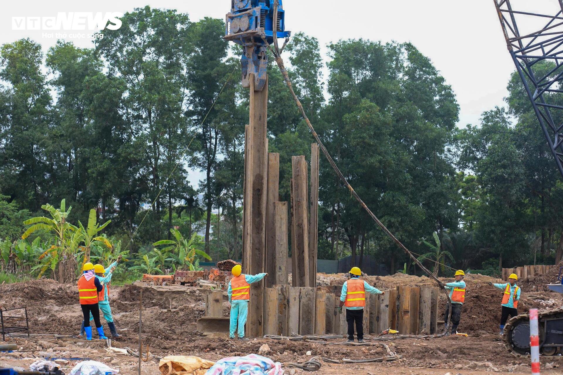 Bên trong đại công trường cầu Trần Hưng Đạo gần 16 nghìn tỷ đồng ở Hà Nội - Ảnh 9