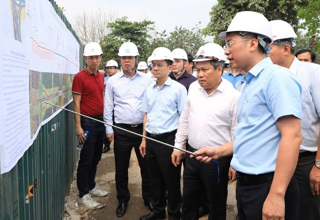 Chưa đầy 1 năm nữa, siêu cầu vượt sông Hồng gần 15.500 tỷ đồng do liên danh Vingroup của tỷ phú Phạm Nhật Vượng xây dựng sẽ đưa vào khai thác - Ảnh 1