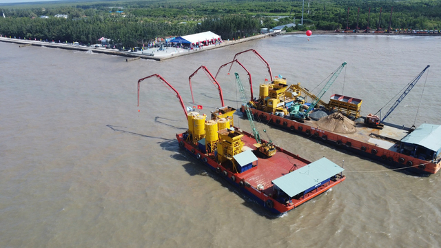 Việt Nam sắp sở hữu công trình chưa từng có trong lịch sử: Cầu cầu vượt biển dài 18km, vốn đầu tư 26.000 tỷ đồng xác lập kỷ lục, lọt Top 3 Đông Nam Á - Ảnh 1