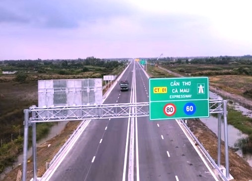 Tuyến cao tốc Hậu Giang – Cà Mau khai thác trở lại sau hơn 1 tháng tạm dừng - Ảnh 1