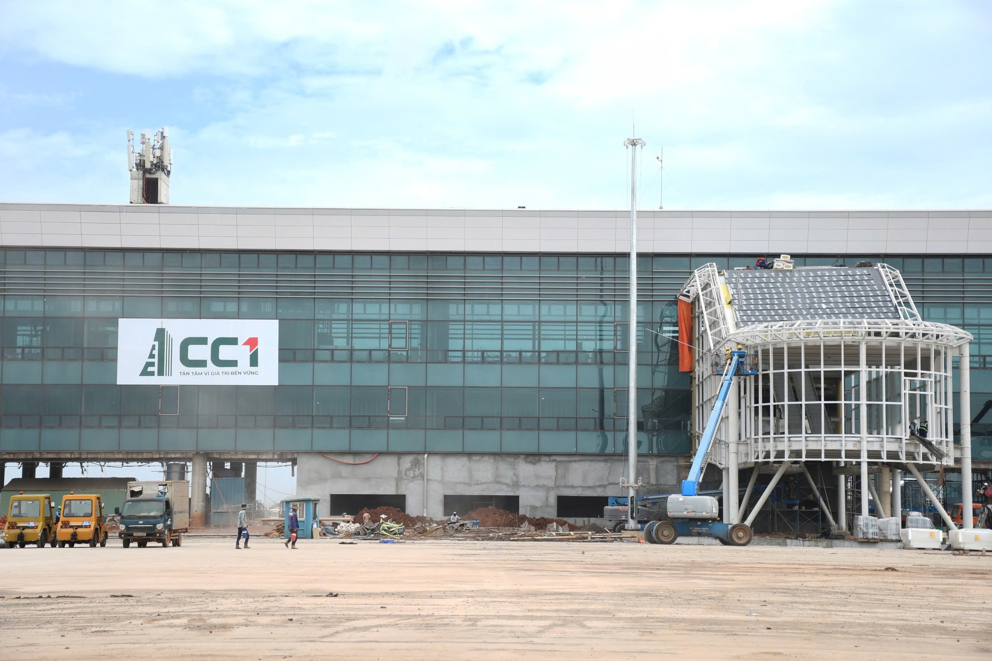 Chuyển 90% chuyến bay quốc tế về Long Thành: Khá tham vọng! - Ảnh 1