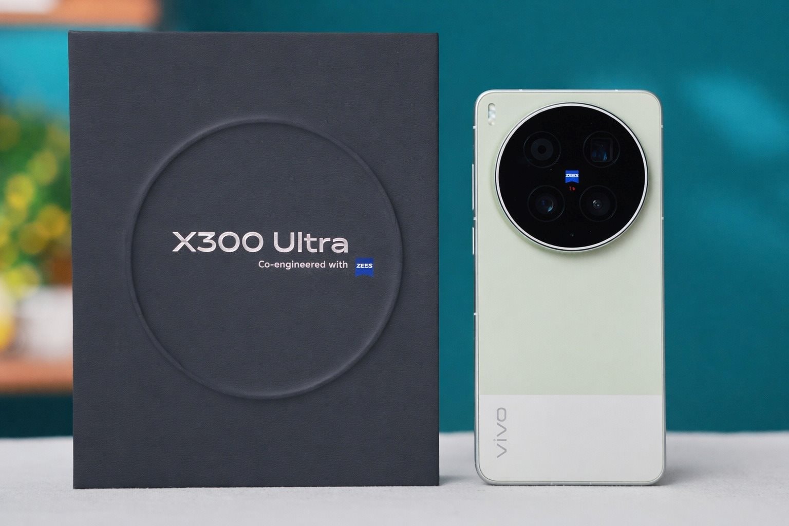 Đặt trước 'trùm cuối chụp ảnh' vivo X300 Ultra: Cọc 1 triệu, giảm trực tiếp 5 triệu, cơ hội trúng bộ lens kit giới hạn - Ảnh 1