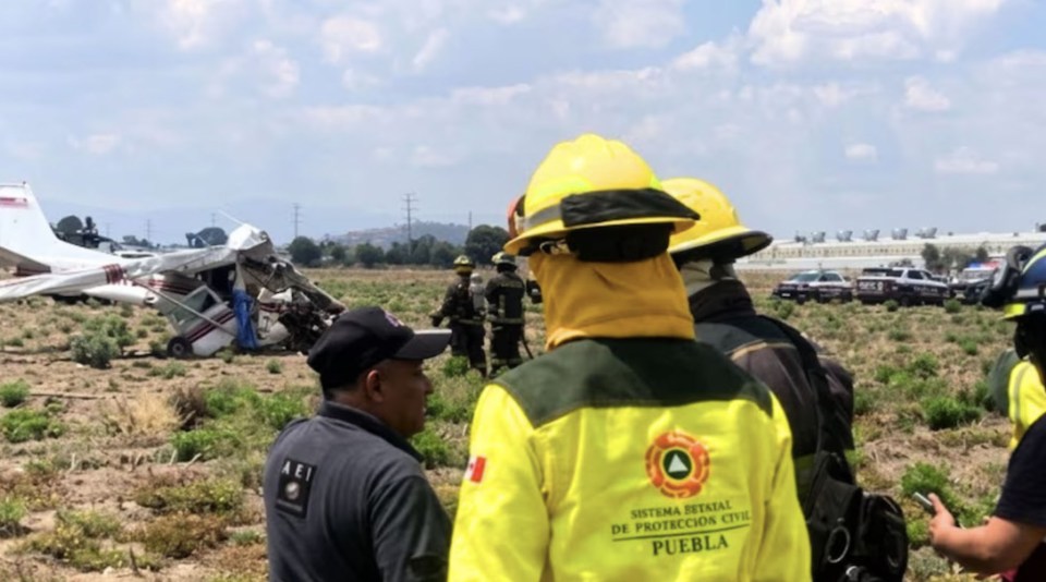 Máy bay rơi ngay sau khi vừa cất cánh, toàn bộ người trong khoang không qua khỏi - Ảnh 2