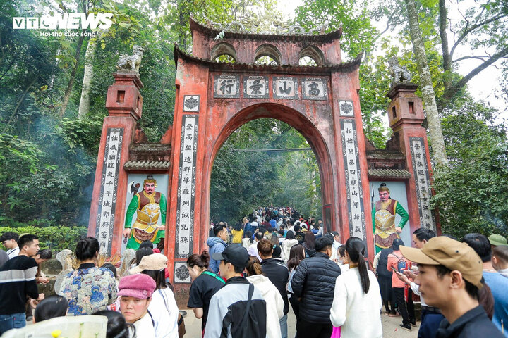 Khách sạn nhiều nơi cháy phòng dịp nghỉ lễ Giỗ Tổ Hùng Vương - Ảnh 1