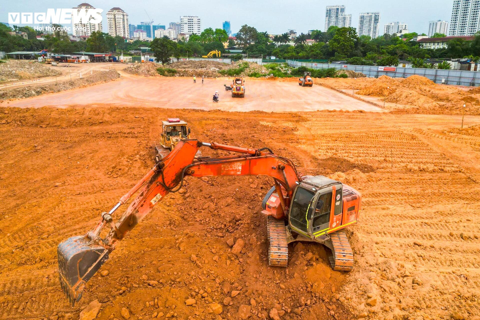 Cận cảnh công trường Depot Xuân Đỉnh tuyến Metro số 2 đang tăng tốc thi công - Ảnh 5