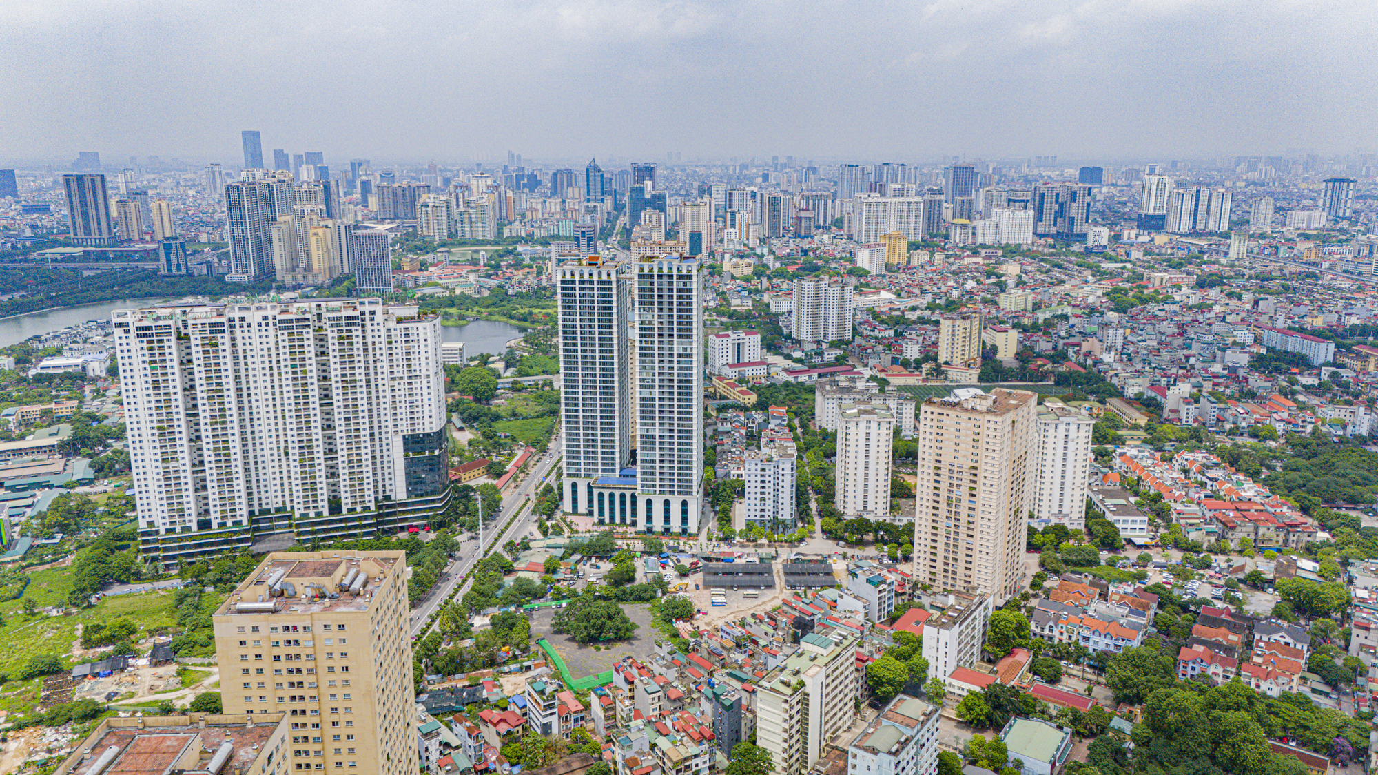 Nguồn cung giảm, giao dịch hạ nhiệt, thị trường căn hộ Hà Nội “xoay trục” ra vùng ven - Ảnh 2